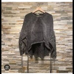 J. HER distressed oversized slouchy arms cotton top Size S